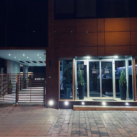 Hotel Viva Kragujevac Buitenkant foto